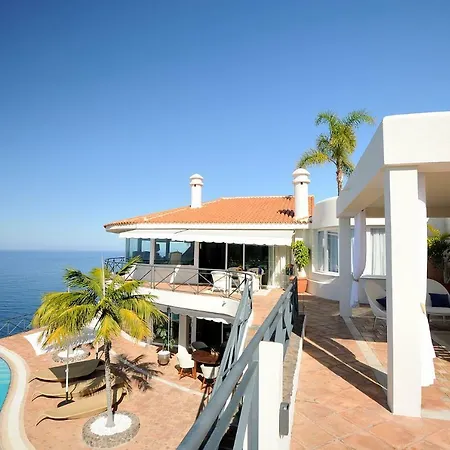 Bahía Villa *